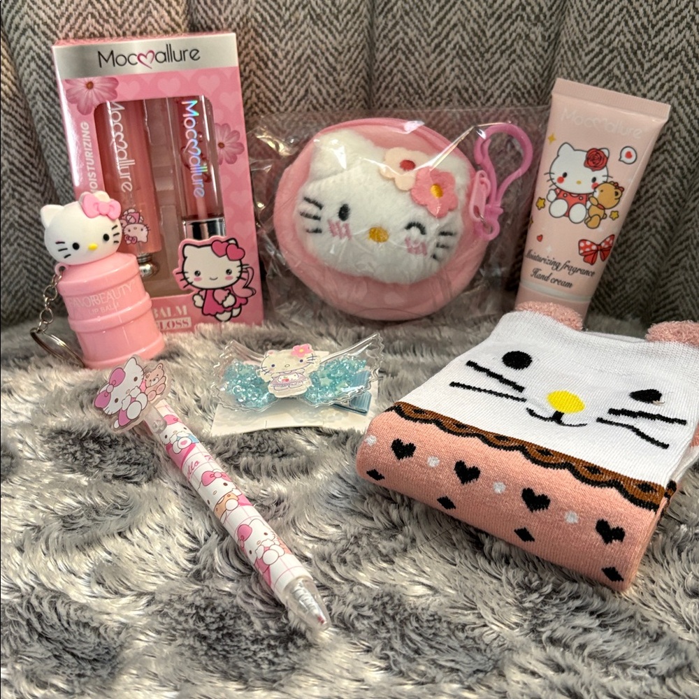 Hello Kitty Bundle